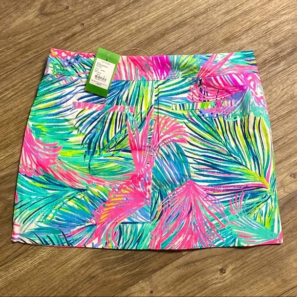 Lilly Pulitzer Tropical Print Skort - Picture 3 of 3